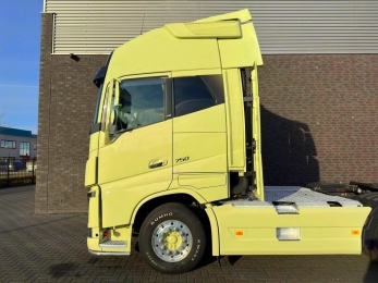 Volvo FH16-750 6x4 магистральный седельный тягач